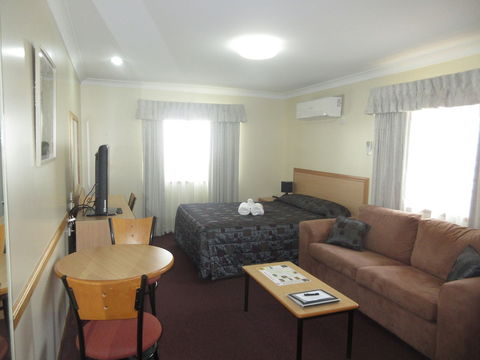 Riviera On Ruthven Motel - Accommodation Broome 3