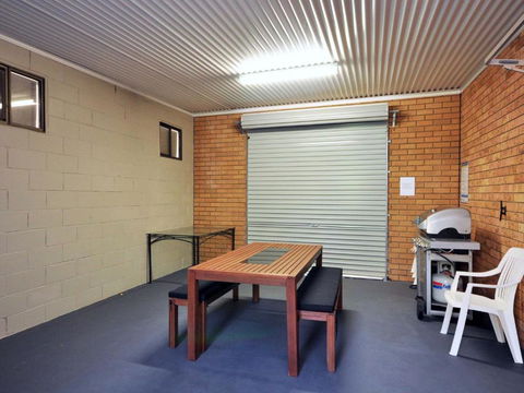 The Studio On The Lake At Fishing Point Lake Macquarie Honestly Put The Line In & Catch Fish - Accommodation Broome 5
