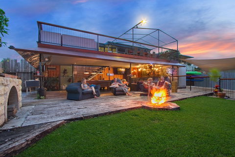 Gladstone Backpackers - Accommodation Broome 5
