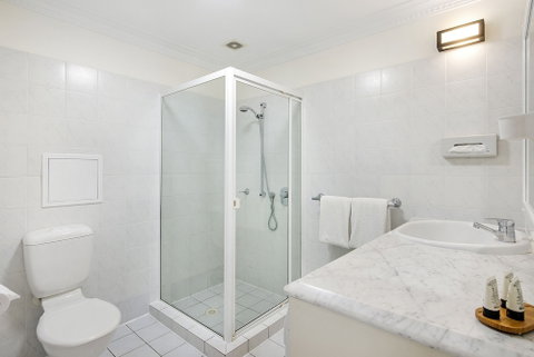 ULTIQA Rothbury Hotel - Accommodation Broome 3