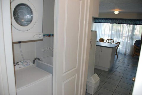 Jade Waters Holiday Apartments - Accommodation Broome 2