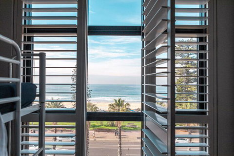 Wake Up! Bondi Beach - Accommodation Broome 4