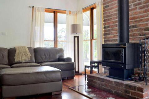La Sila Homestead On Marrowbone Cutest Cottage In The Hunter With Killer Views - Accommodation Broome 6