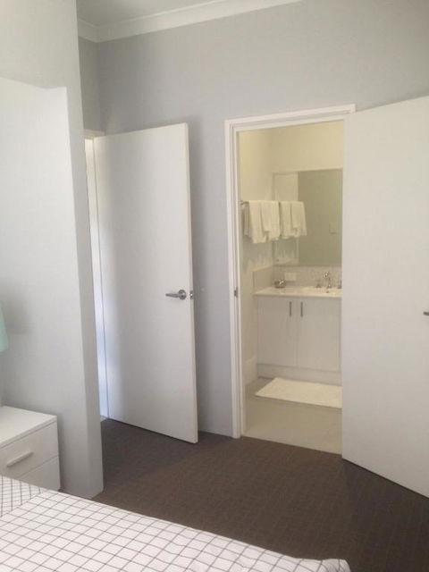 Eden Beach Holiday Getaway - Accommodation Broome 5