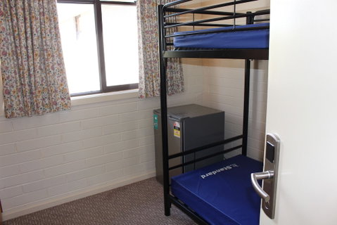 SJ Hostel - Accommodation Broome 4