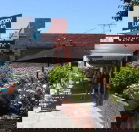 Perry Como Cafe Wine Bar - Accommodation Broome