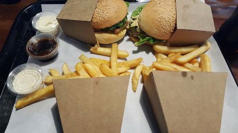 BurgiesBurgers - Accommodation Broome 0