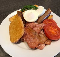 Grinders Cafe