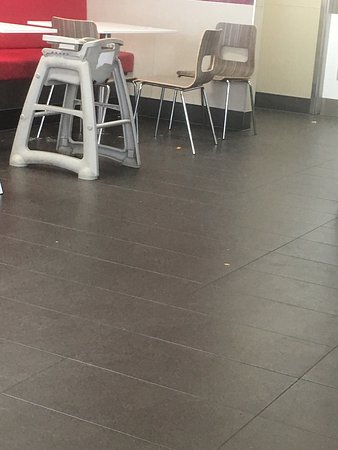 KFC - Accommodation Broome 0