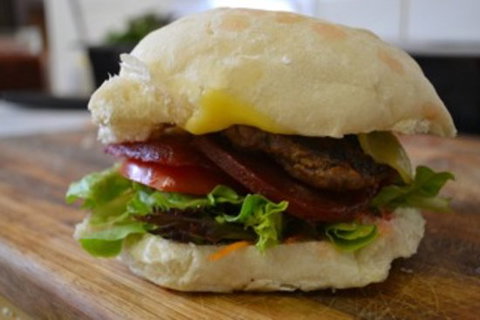 Pt. Leo Beach Kiosk - Accommodation Broome 0