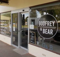 Godfrey and Bear - Accommodation Broome