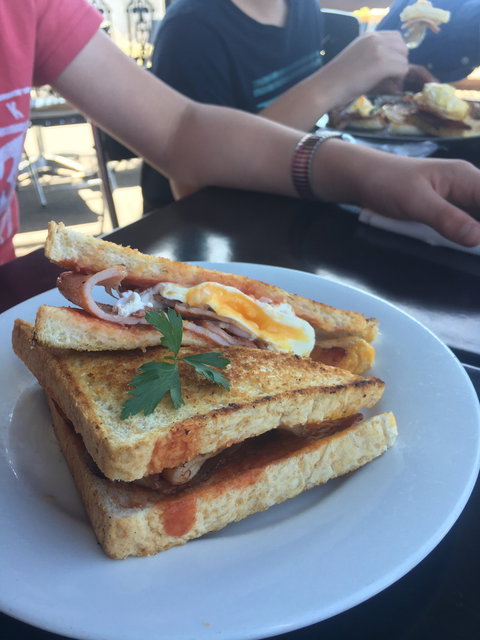 Deloraine Deli - Accommodation Broome 12