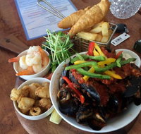Sandy Cove Tavern