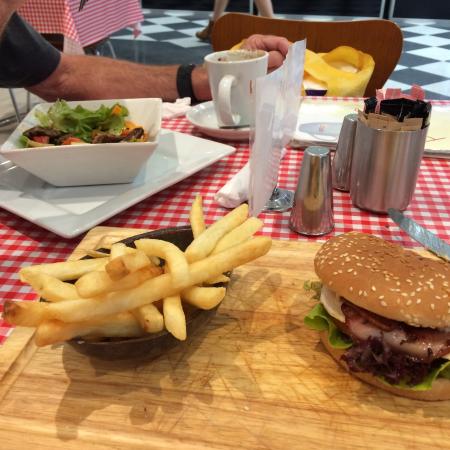 D'Cafe Richmond - Accommodation Broome 0