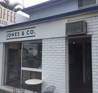 Jones  Co Counter - Accommodation Broome