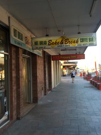 The Bake & Break Coffee Bar - Accommodation Broome 0