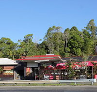Uncle Toms Pies - Accommodation Broome
