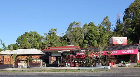 Uncle Toms Pies - Accommodation Broome 0