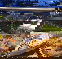 V-Wall Tavern - Accommodation Broome