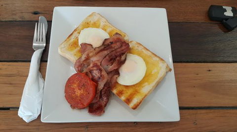 Sisterellea's Cafe - Accommodation Broome 0