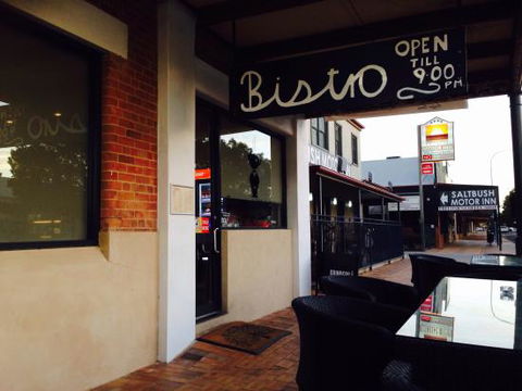 Commercial Hotel Hay - Accommodation Broome 0