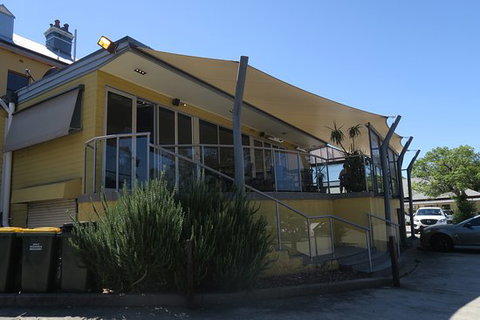 The Family Hotel Maitland - Accommodation Broome 0