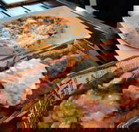 Sir John's Bar - Accommodation Broome