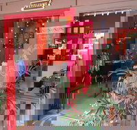 In 2 Thai - Accommodation Broome