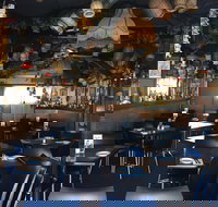 Vinnie's - Accommodation Broome