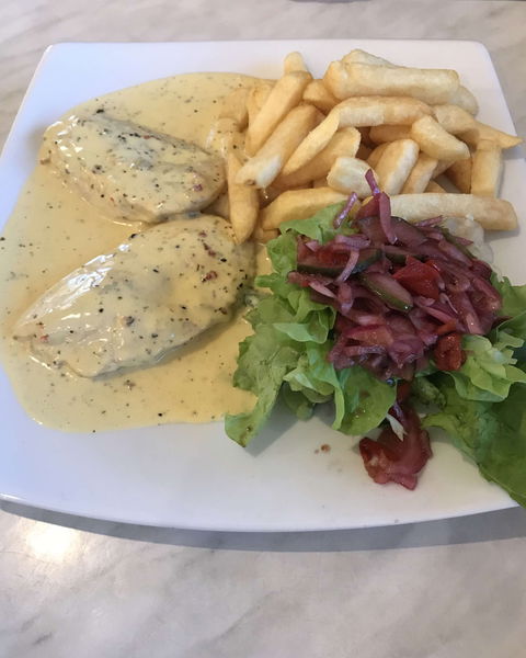 Oscar And Sons - Accommodation Broome 0
