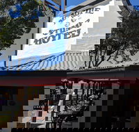Magpie and Stump Hotel - Accommodation Broome