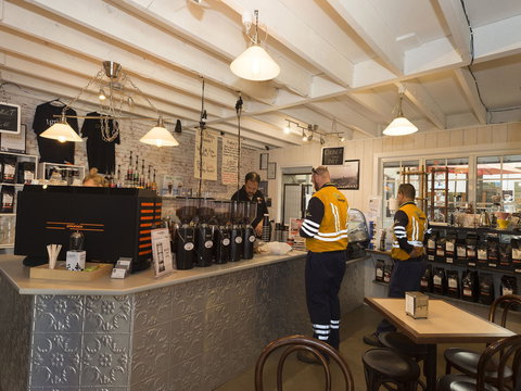 Simply Beans Roastery And Espresso Bar - Accommodation Broome 2