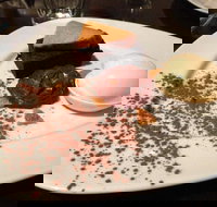 Fat Tony's Bar  Grill - Accommodation Broome