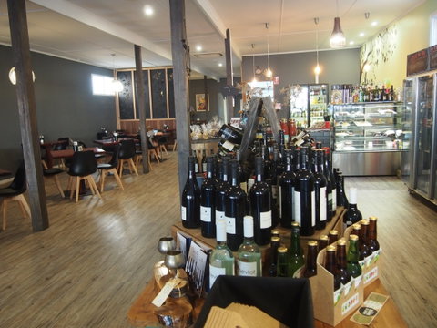 Grant St Grocer - Accommodation Broome 2