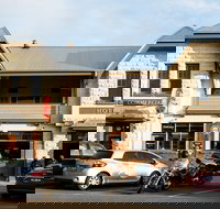 Yarragon Hotel - Accommodation Broome