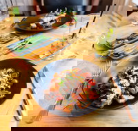 Clock by the Bay - Accommodation Broome