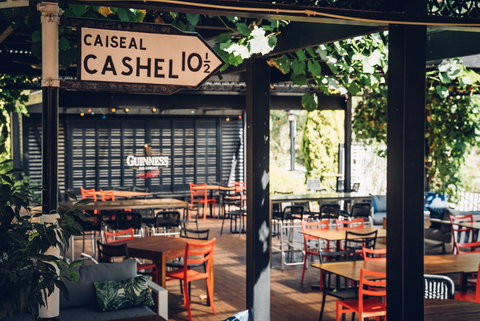 Mick O'Shea's - Accommodation Broome 1