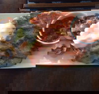 Straight and Narrow - Accommodation Broome