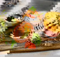 Boo's Place Lakeside - Accommodation Broome