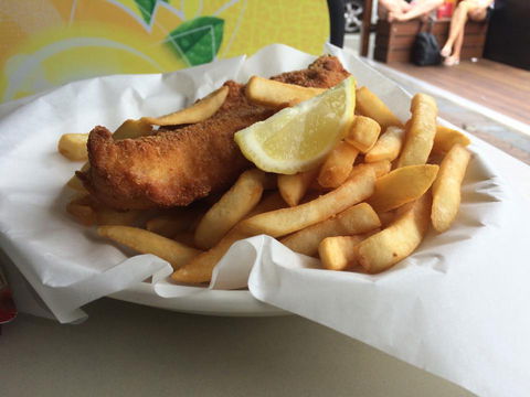 Burleigh Heads Fishmongers - Accommodation Broome 0