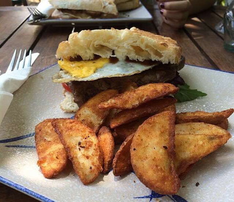 Corinthian Snack Bar And Carvery - Accommodation Broome 0