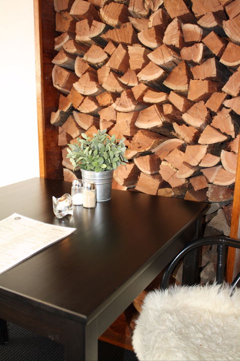 Criterion Bistro Crookwell - Accommodation Broome 1
