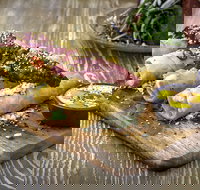 Kahve  Friends - Accommodation Broome