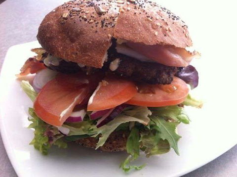 M&M Burger Bar And Take Away - Accommodation Broome 0