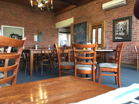 Miss Francesca's - Accommodation Broome 0