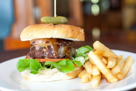 Paddy's Pub And Grill - Accommodation Broome 0