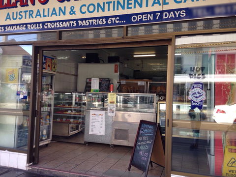 Allan's Cake Hot Bread - Accommodation Broome 0