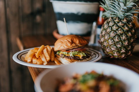 The Falcon Restaurant - Accommodation Broome 1