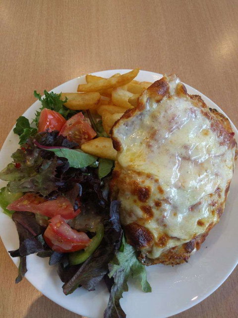 Benny's Woodfire Pizza Grill & Pasta Bar - Accommodation Broome 0