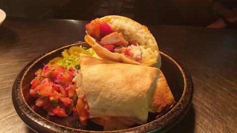 The Coughing Gherkin - Accommodation Broome 1